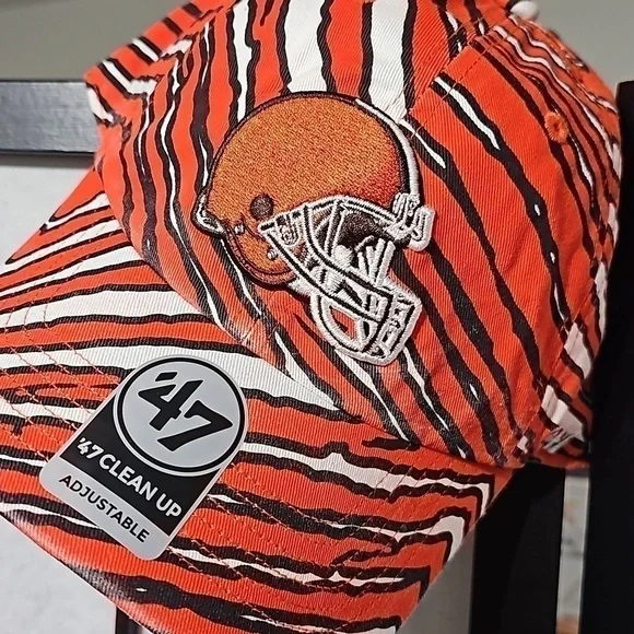 Cleveland Browns Adjustable Hat Cap Zubaz 47 Brand NWT - Picture 2 of 8